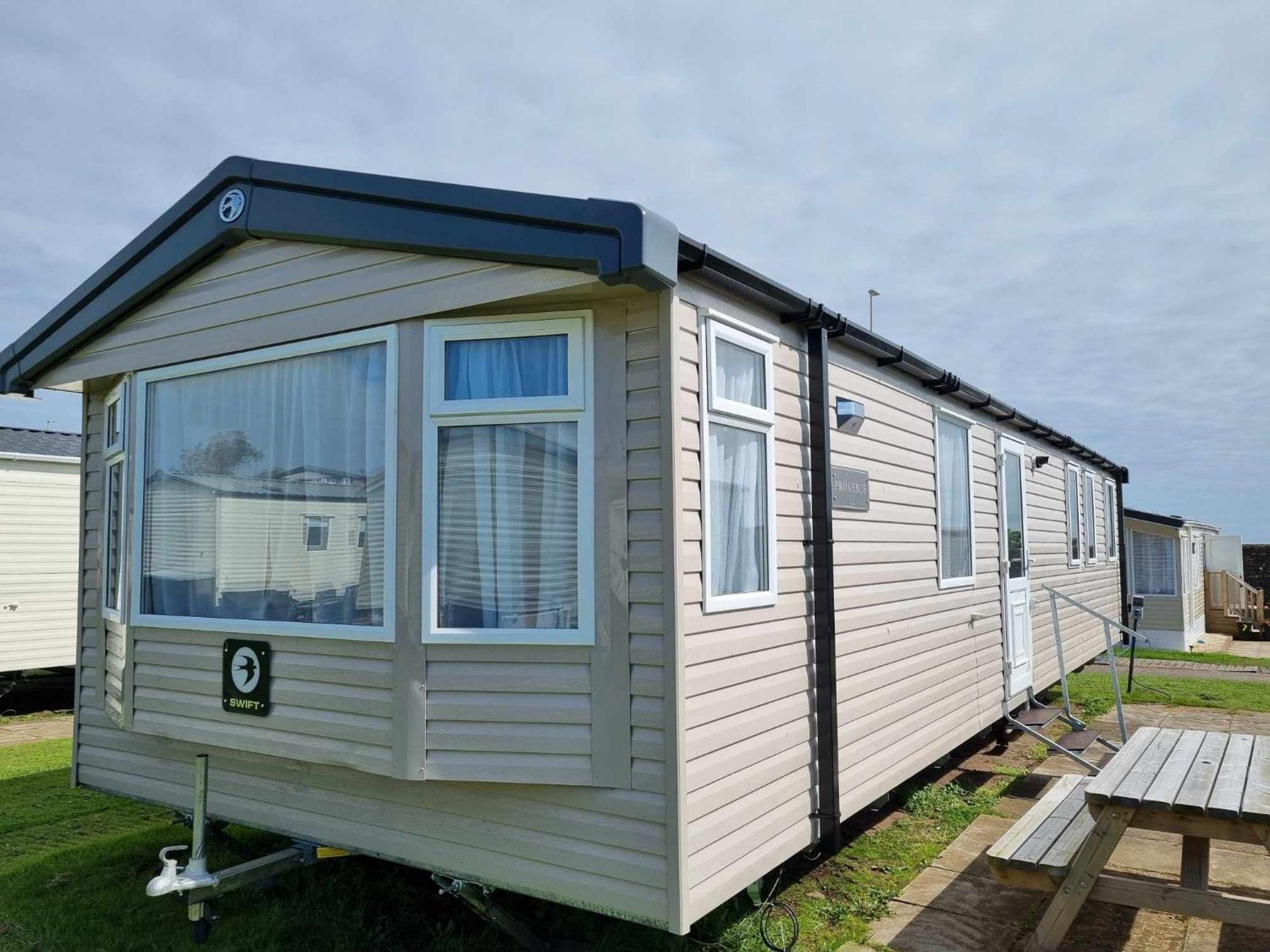 Red Lion Holiday Park 阿布罗斯 外观 照片