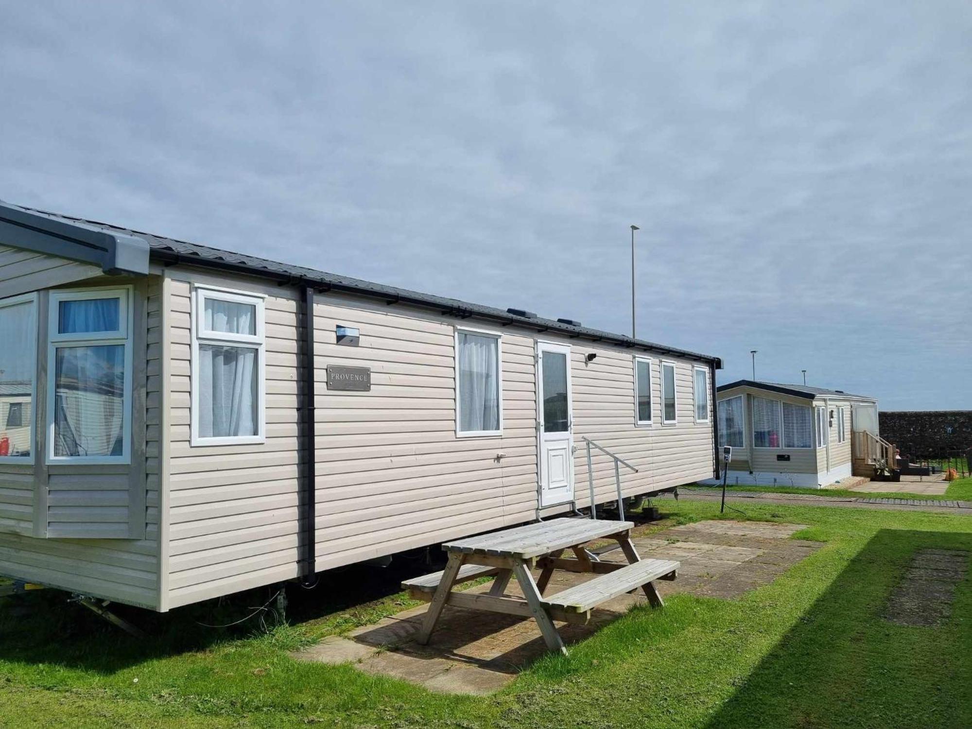 Red Lion Holiday Park 阿布罗斯 外观 照片