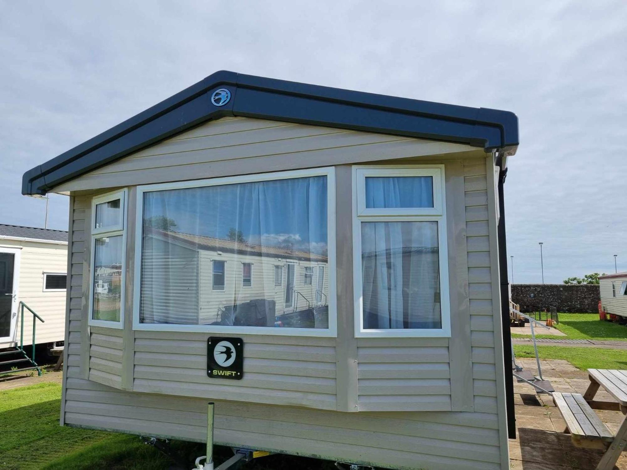 Red Lion Holiday Park 阿布罗斯 外观 照片