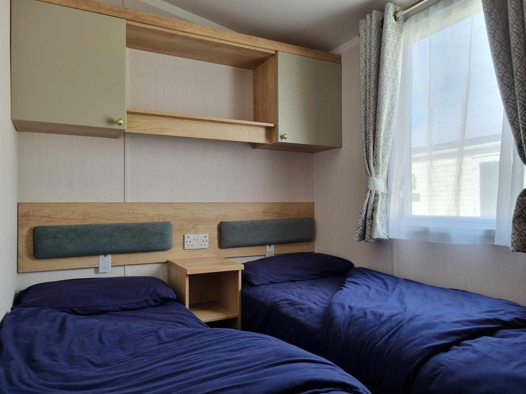 Red Lion Holiday Park 阿布罗斯 外观 照片