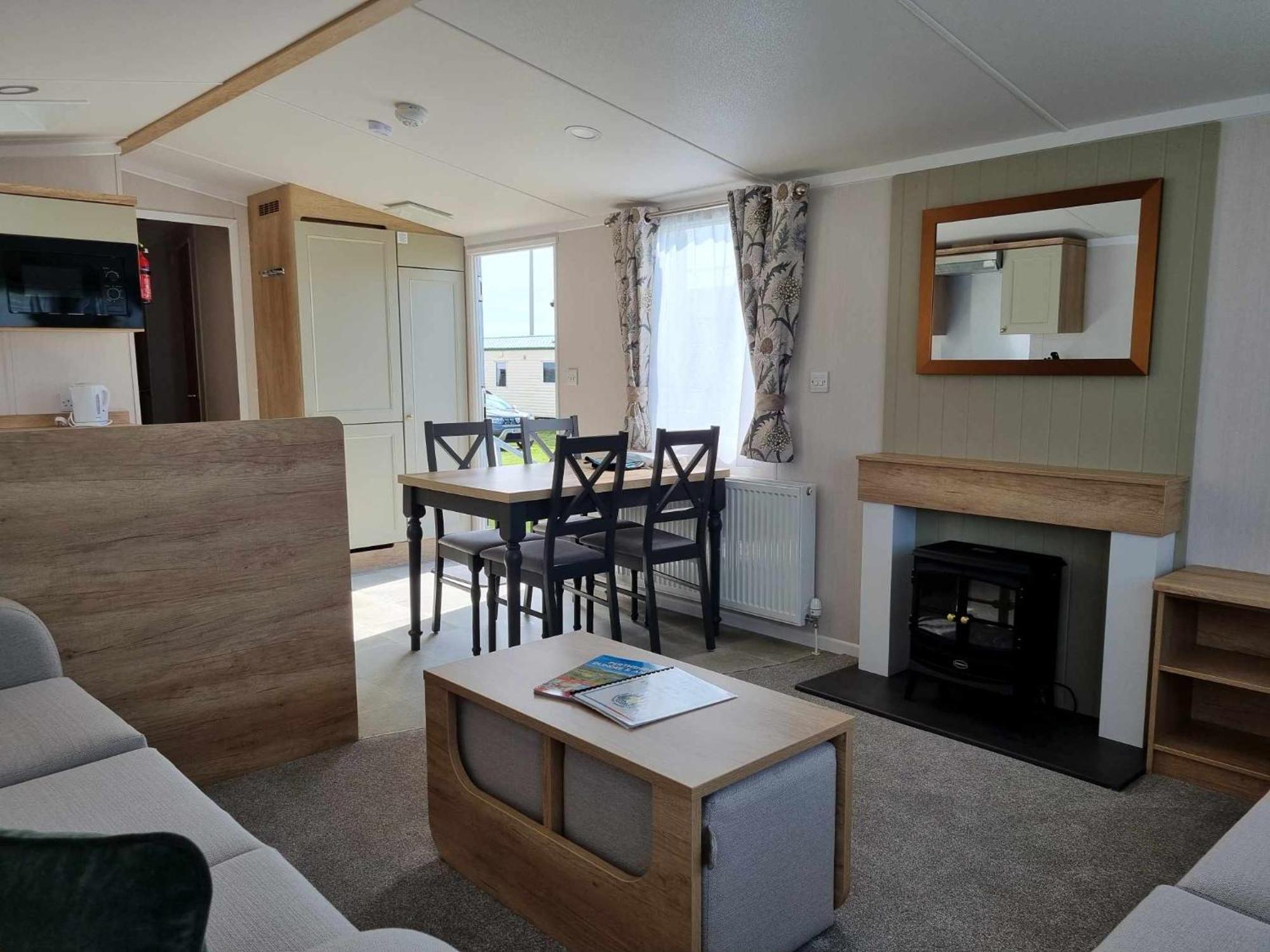 Red Lion Holiday Park 阿布罗斯 外观 照片