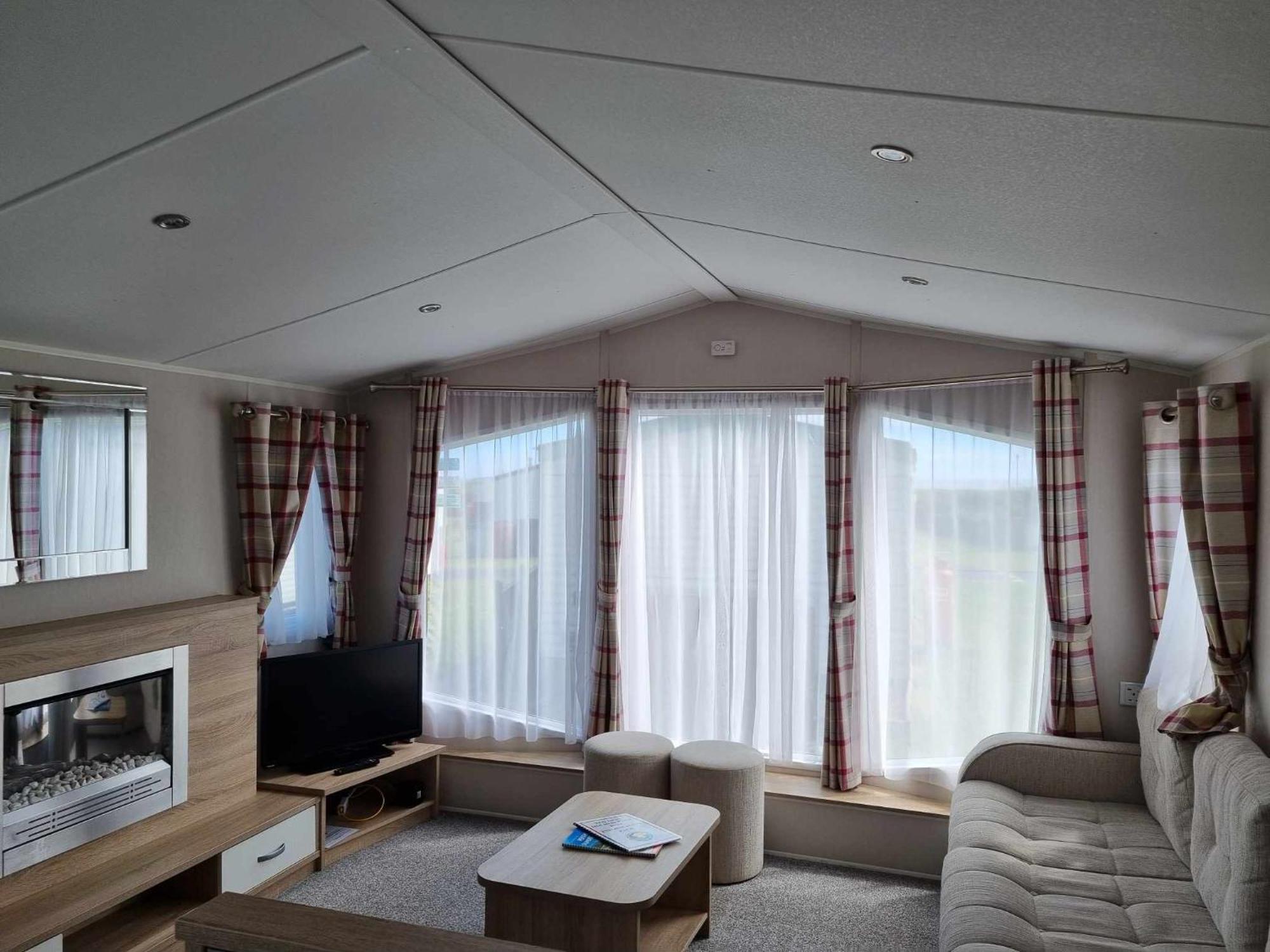 Red Lion Holiday Park 阿布罗斯 外观 照片