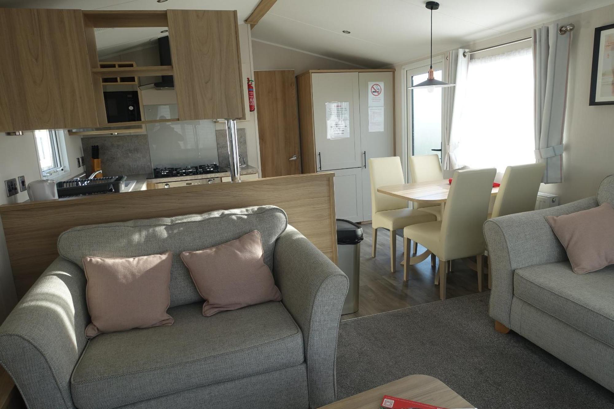 Red Lion Holiday Park 阿布罗斯 外观 照片