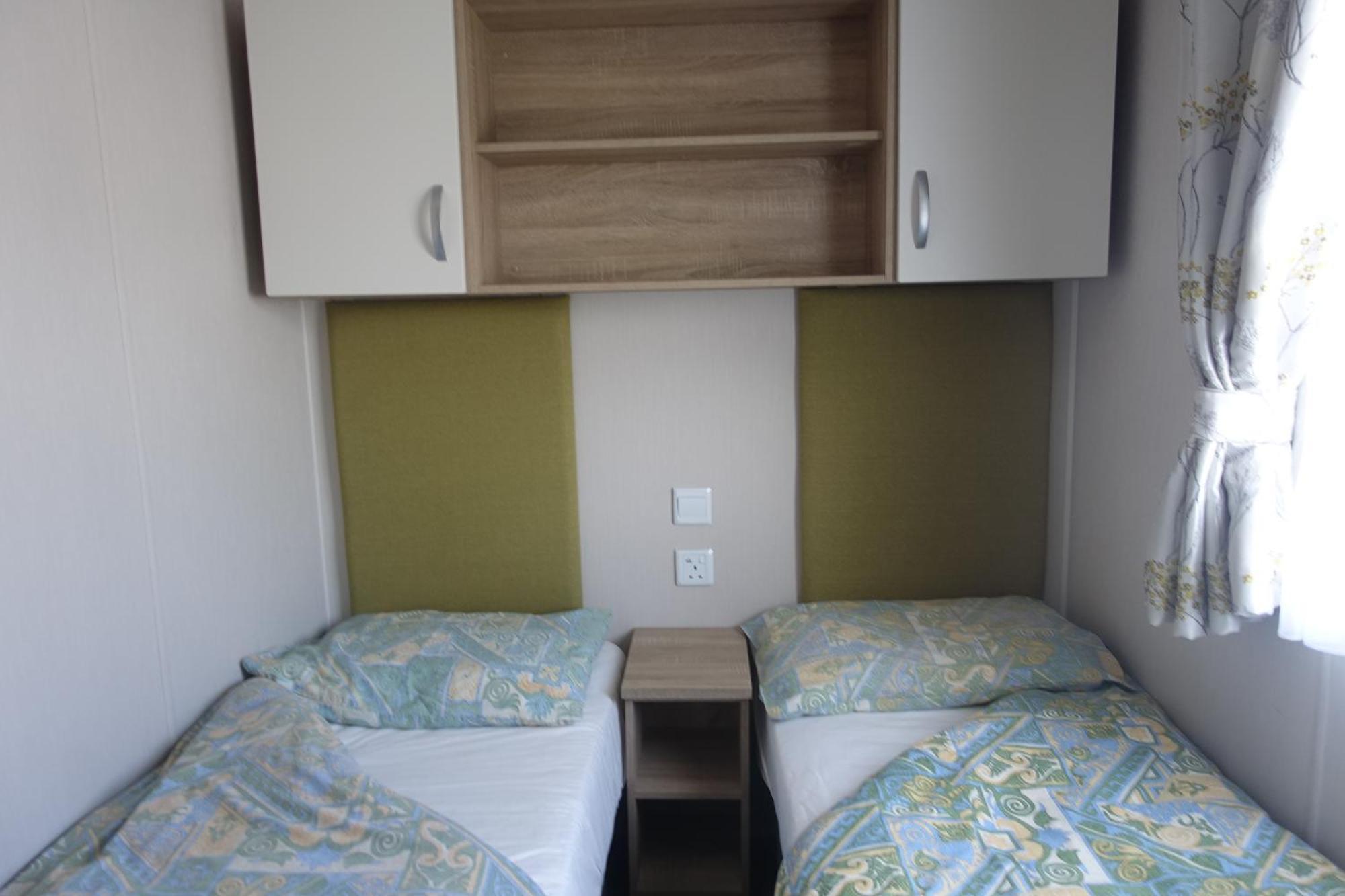 Red Lion Holiday Park 阿布罗斯 外观 照片