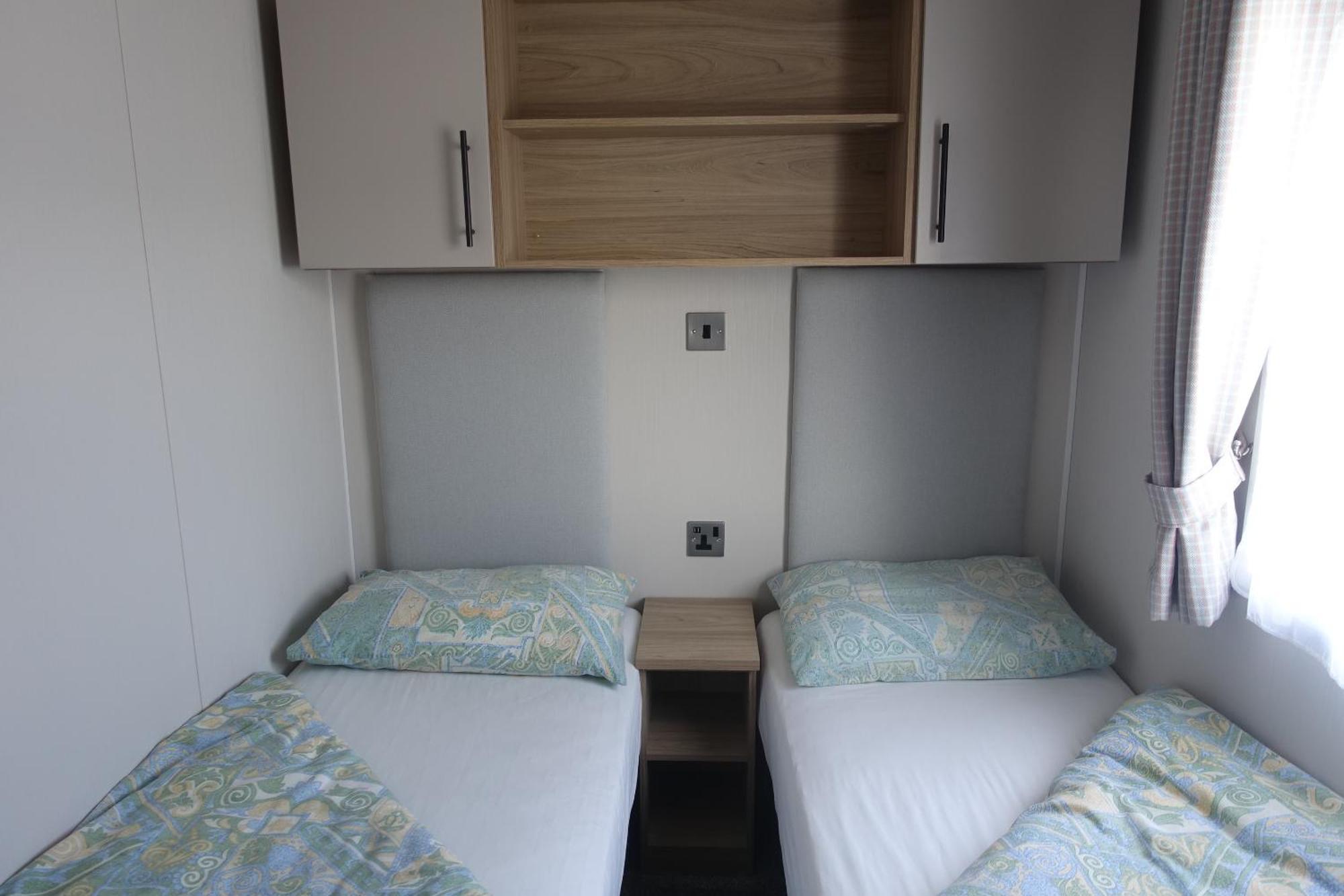 Red Lion Holiday Park 阿布罗斯 外观 照片