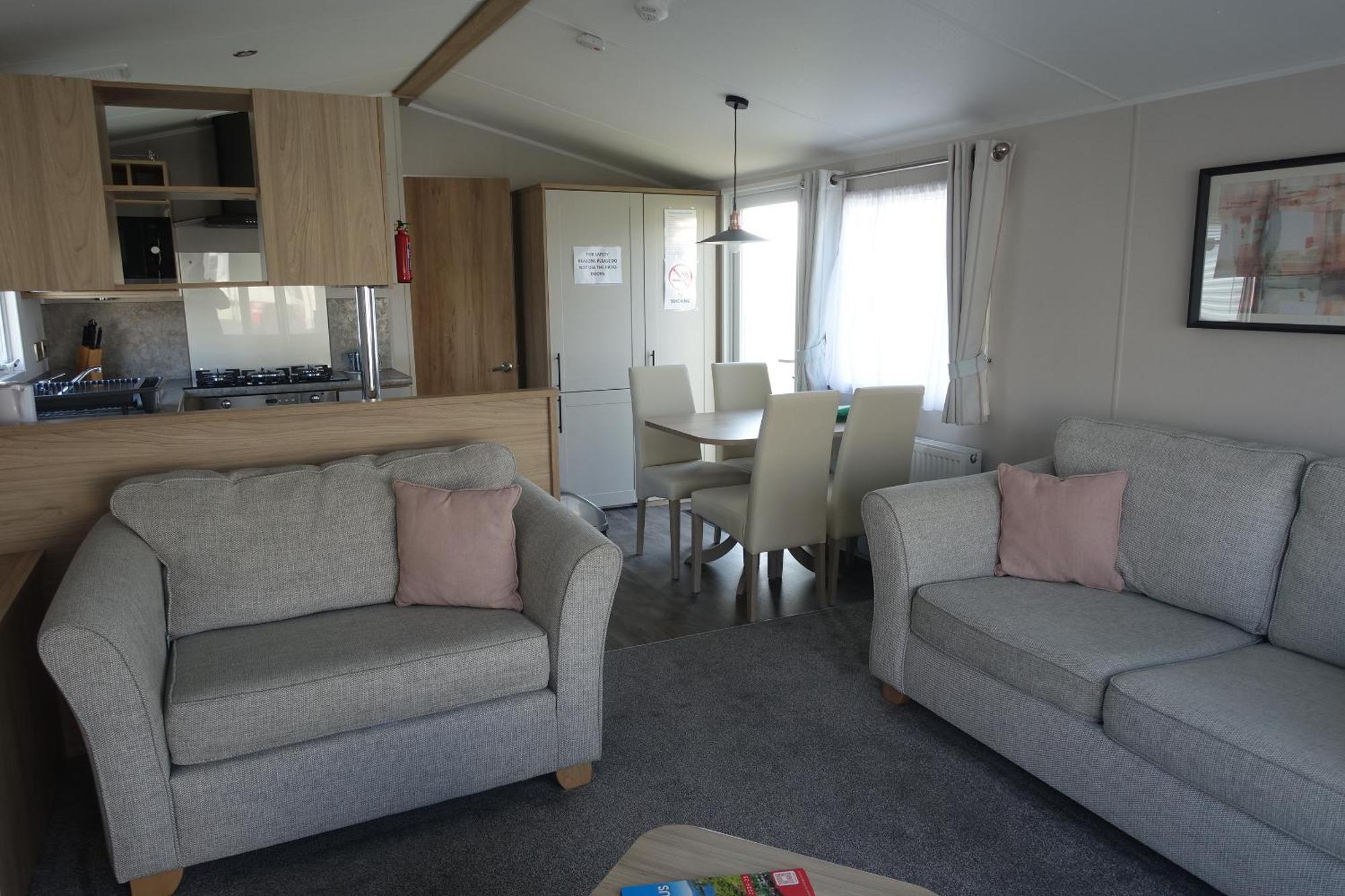 Red Lion Holiday Park 阿布罗斯 外观 照片